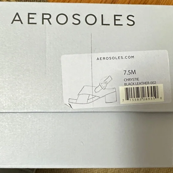 New in box. Aerosoles. Chrystie black leather sandal. 7.5 - Picture 2 of 6